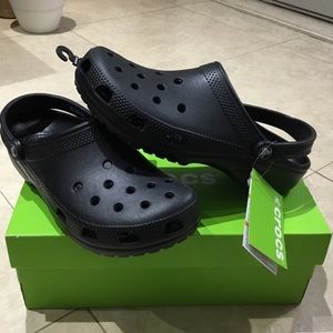 New pair of black  men/woman crocs